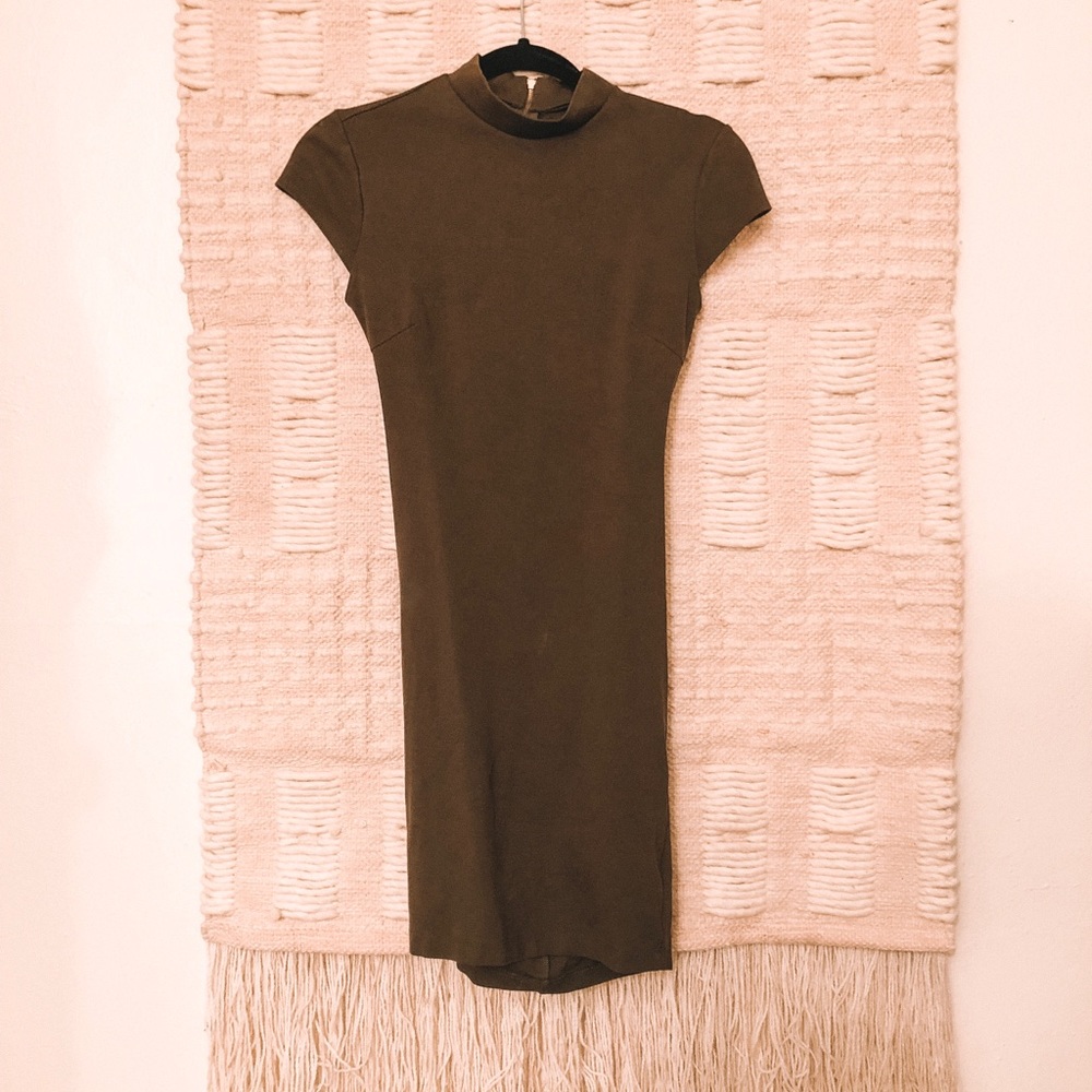 Army green backless dress